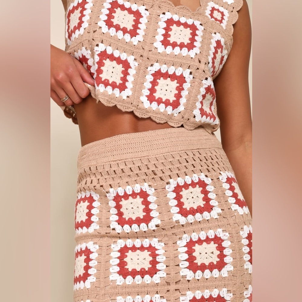 Aesthetic Instinct Beige and Red Crochet 2 Piece Mini Dress Skirt Lulu’s Small - Picture 4 of 16